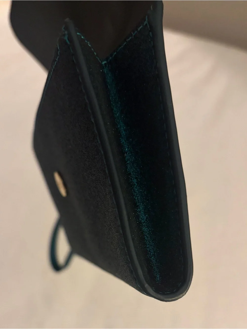 NWOT Kate Spade Glimmer Medium Flap Wristlet - Festive Teal Glitter